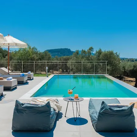 De Hierro Exclusive - Magical Hospitality In A With Pool And Breathtaking Views *