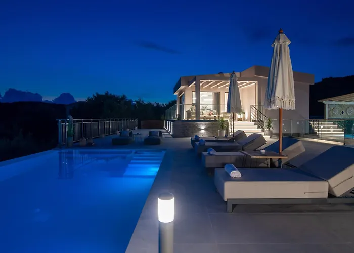 De Hierro Exclusive - Magical Hospitality In A With Pool And Breathtaking Views By Mana Gers Villa
