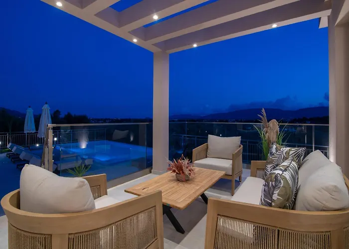 Villa De Hierro Exclusive - Magical Hospitality In A With Pool And Breathtaking Views By Mana Gers Plános