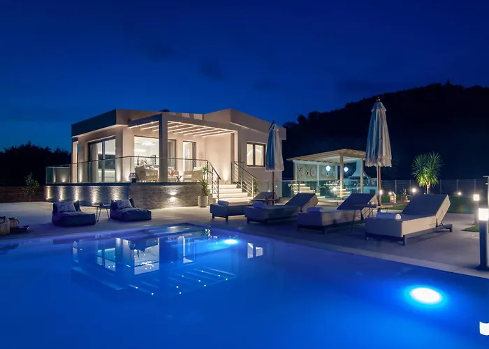 De Hierro Exclusive - Magical Hospitality In A With Pool And Breathtaking Views By Mana Gers Plános