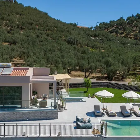 De Hierro Exclusive - Magical Hospitality In A With Pool And Breathtaking Views By Mana Gers 빌라 Plános